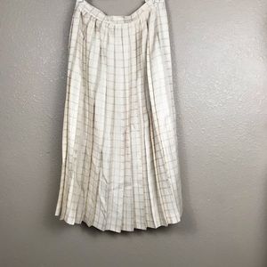 Neiman Marcus pleated skirt
